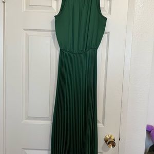 Size XS/S , beautiful green dress